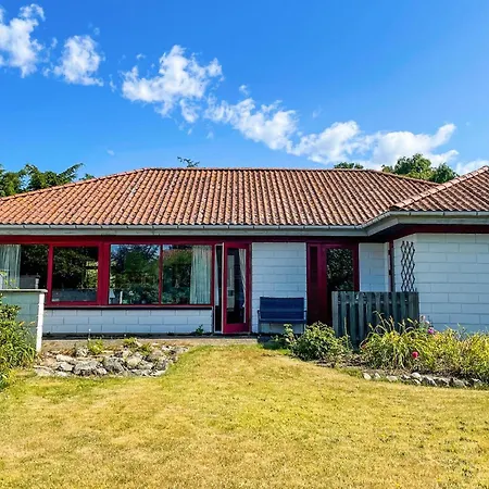 3 Bedroom Gorgeous In 펜션 *
